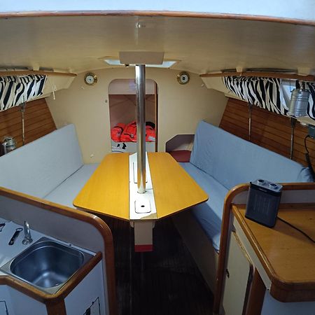 Hotel Experience On A Sailboat To Sleep Sant Adria de Besos Exteriér fotografie