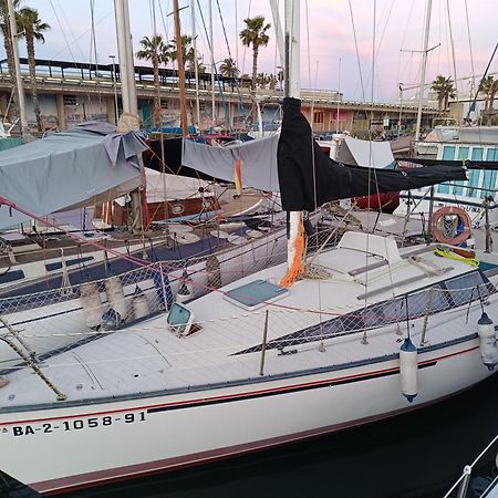 Hotel Experience On A Sailboat To Sleep Sant Adria de Besos Exteriér fotografie